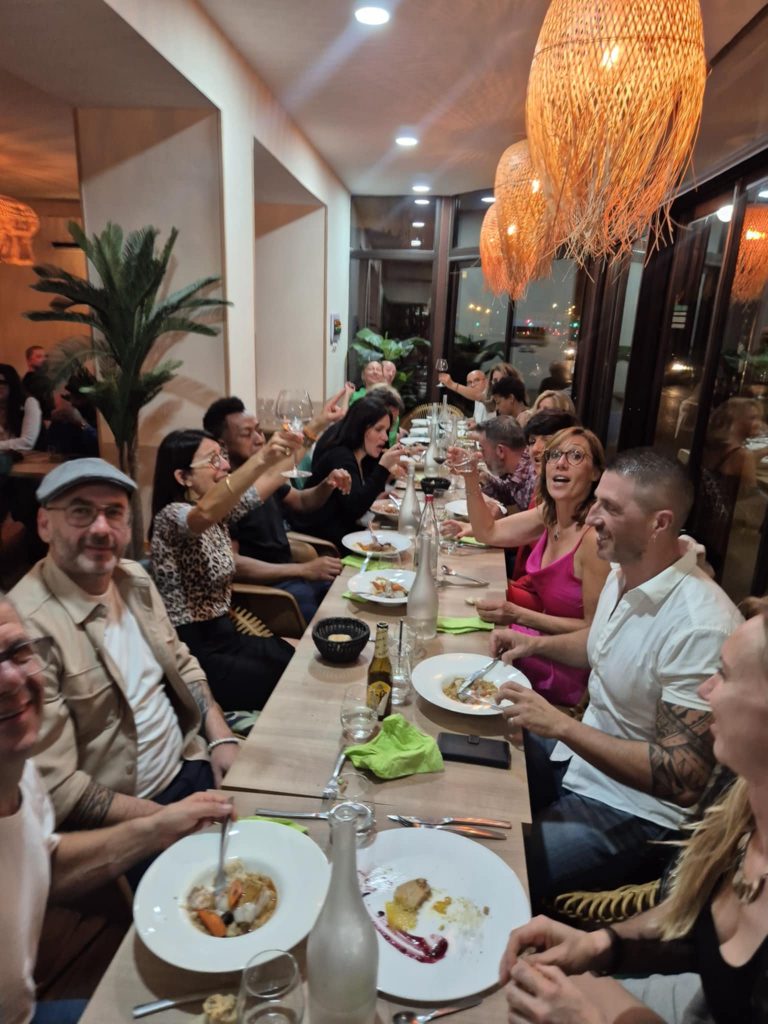 d'écouvrez Où manger au Festival off d'Avignon - restaurant la bodiguita bistro